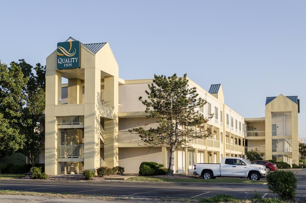 Quality Inn Merriam Kansas Exterior foto